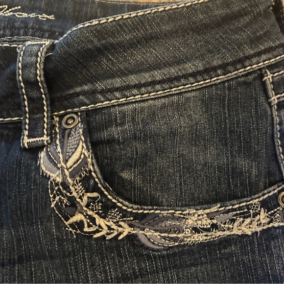 Women’s Wired Heart Jeans Like New size 30 - Picture 3 of 11